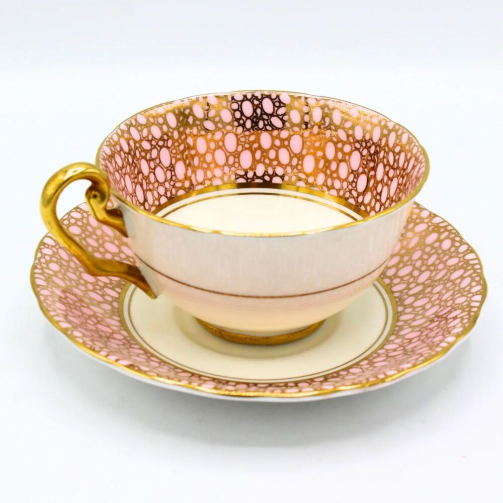 Vintage Victoria C&E Bone China Teacup & Saucer Pink Bubble Pattern Gold Gilt